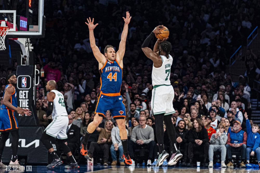 他不仅巩固 他不仅巩固